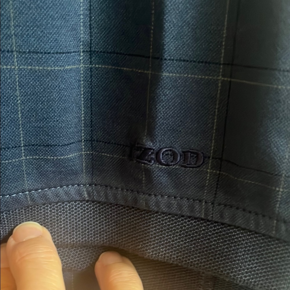 IZOD Men's Navy Polo Shirt - Picture 4 of 5